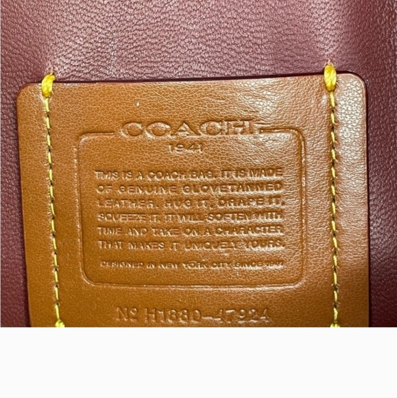 Coach, pink, glove tanned leather, with black gunmetal hardware. - Picture 9 of 13